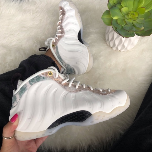 🌸Host Pick🌸 Nike Air Foamposite One - Picture 6 of 8